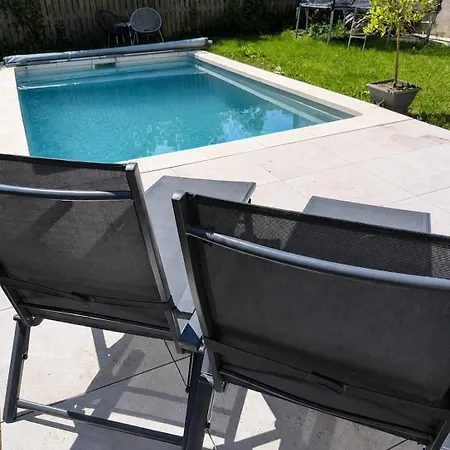 Maison Avec Piscine Au Coeur De